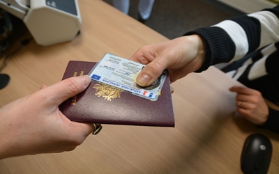 Faites vos demandes de cartes d’identité et de passeports en mairie